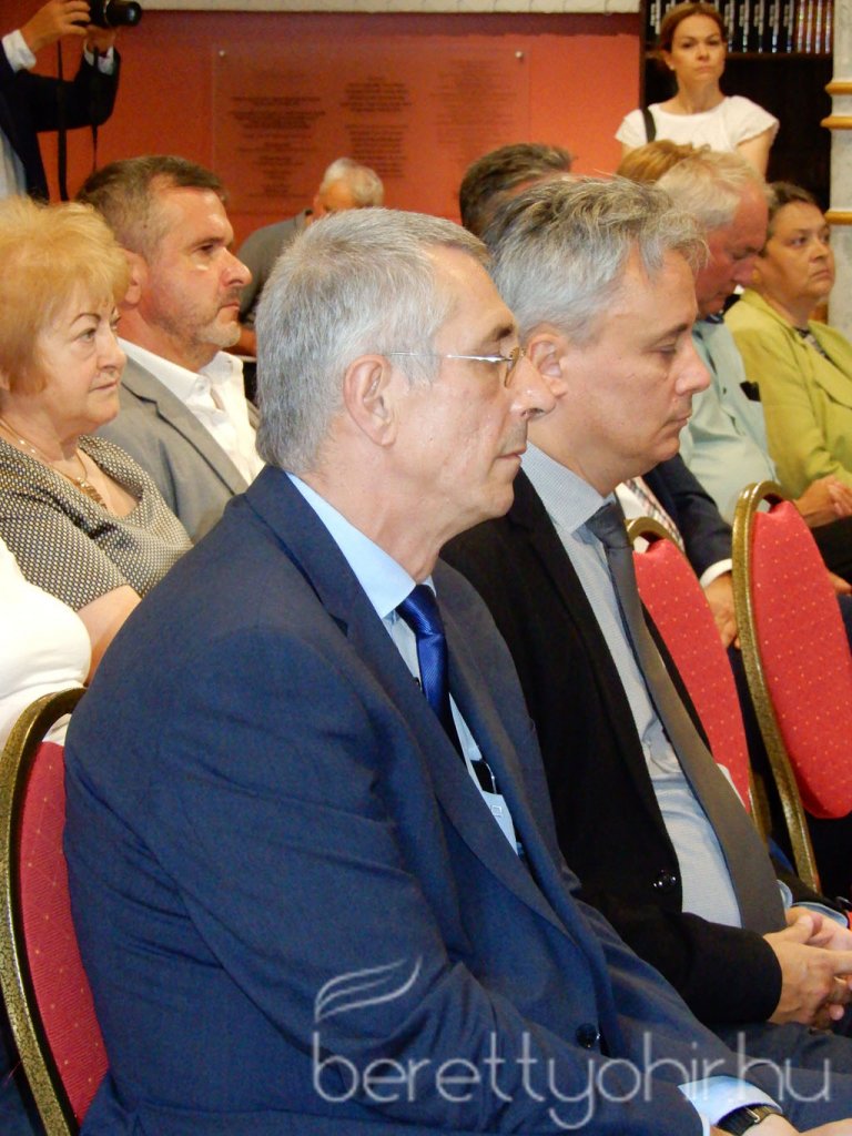 Átadták a felújított zsinagógát 13